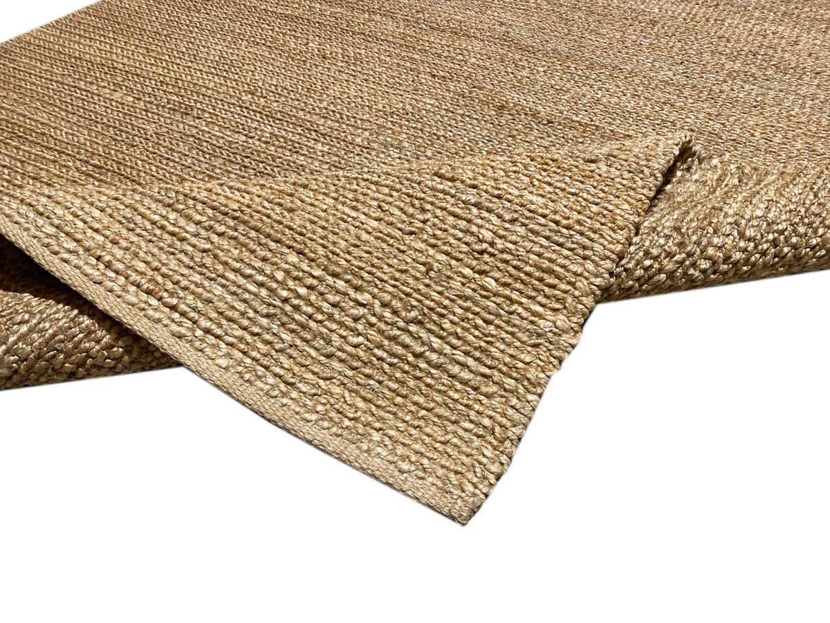 Soumakh Durry-Teppich 230x160 cm, Eckdetail: beiger Teppich mit stabiler Kettkante