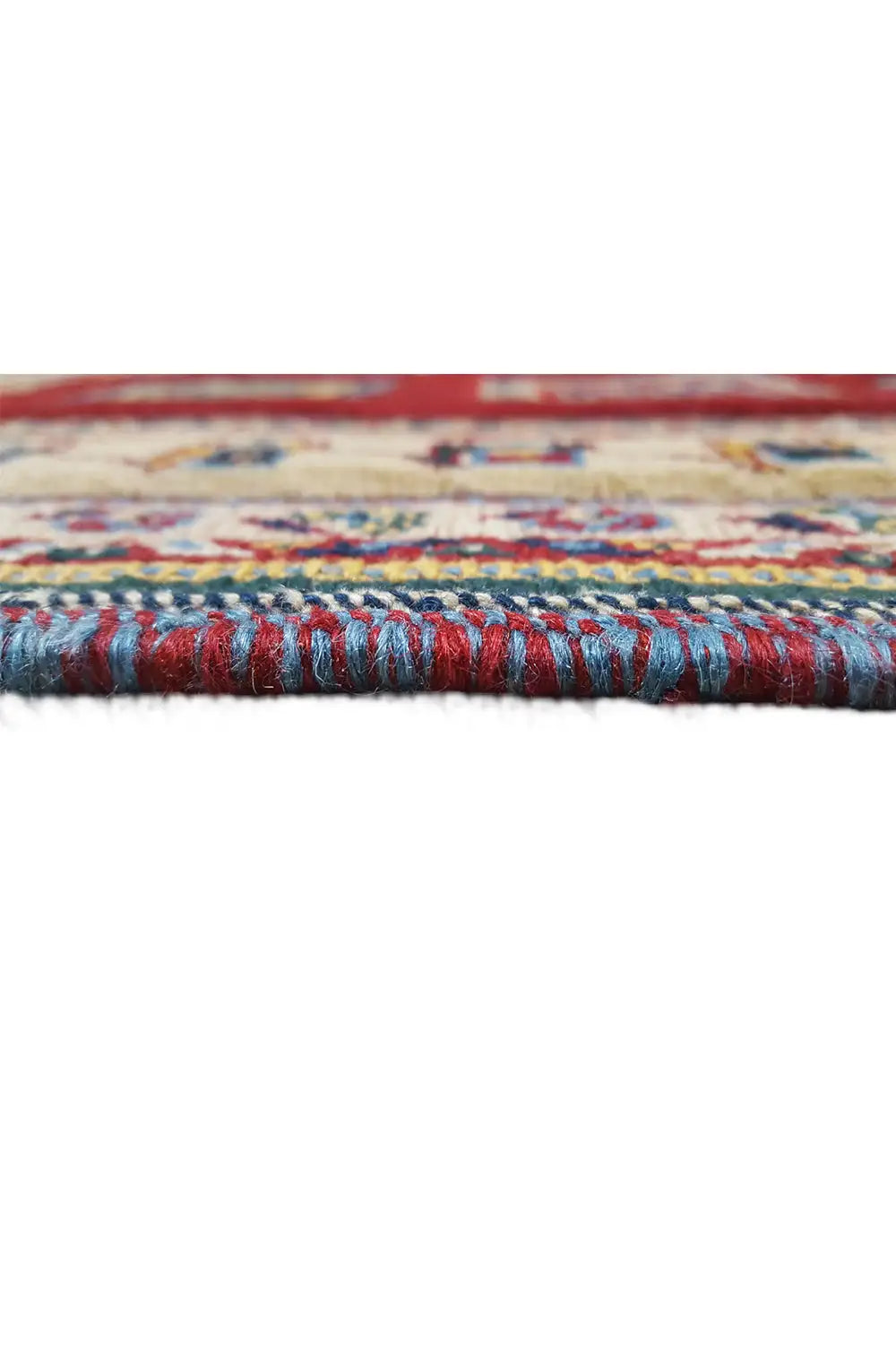 Soumak rug: bound edge with multicolored fringes