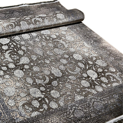 Rectangular rug 170x240 cm in anthracite with a silver floral pattern and edges