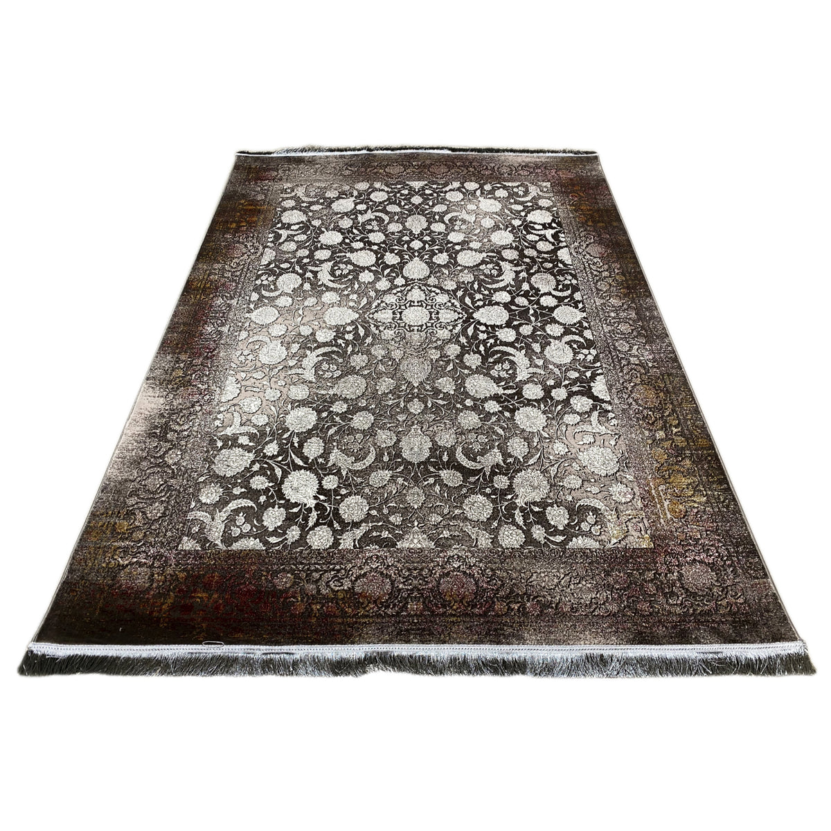 Large 170x240 cm rug with a symmetrical floral pattern on a dark background, fringes