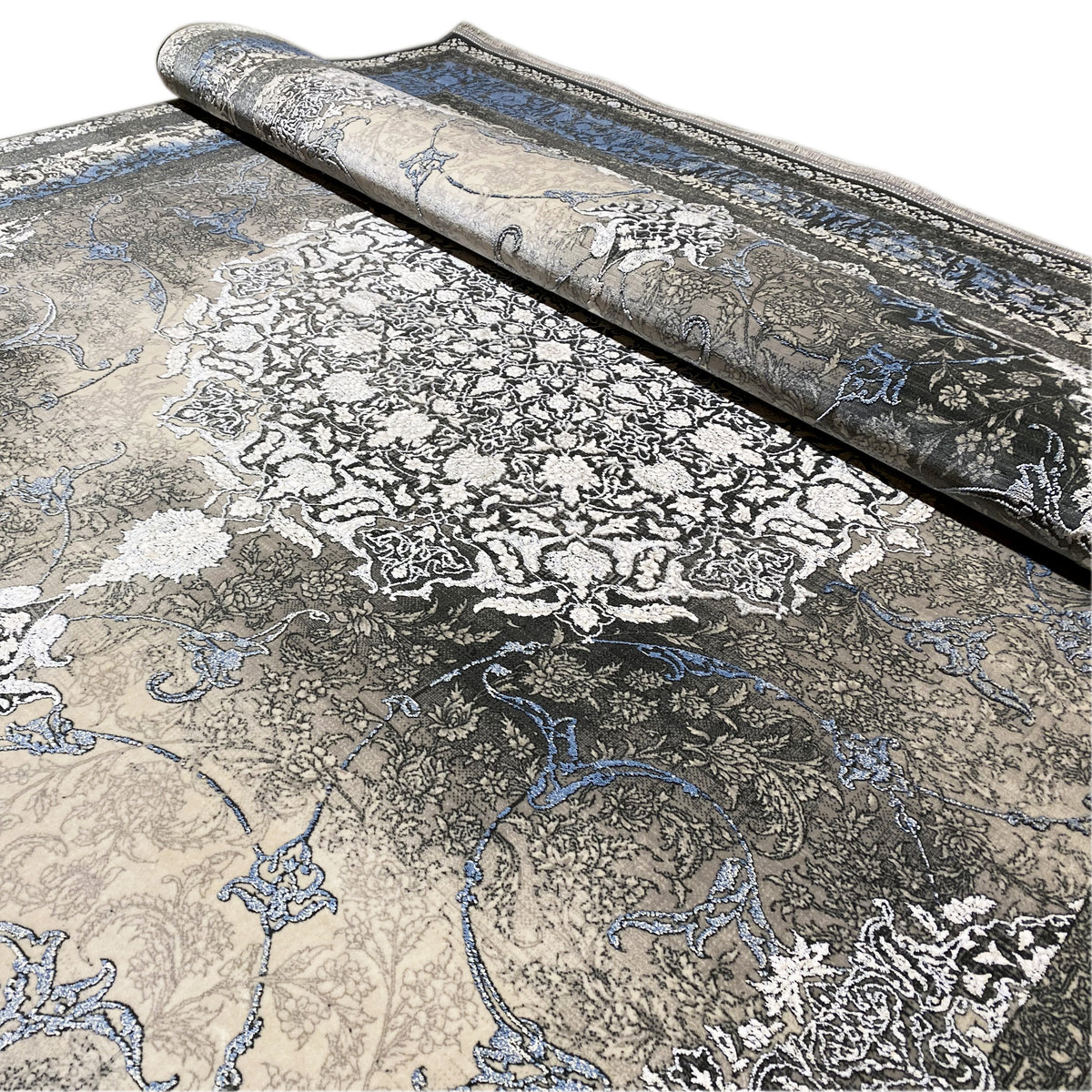Rug with a floral ornamental pattern in white, blue and dark gray, approx. 170x240 cm