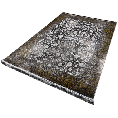 Rug “Eternal Autumn” 170x240 cm, lying at an angle with fringes and a golden-brown border along the side