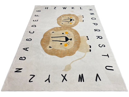 Kinderteppich mit zwei Löwenköpfen, Buchstaben und Linien, beiger Flor