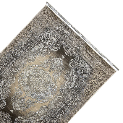 Rug corner 170x240 cm with a silver ornamental pattern and dark border, with fringes