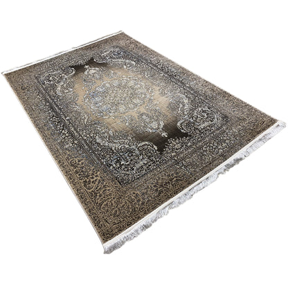 Rug 170x240 cm, angled, silver patterns and dark border, visible fringes
