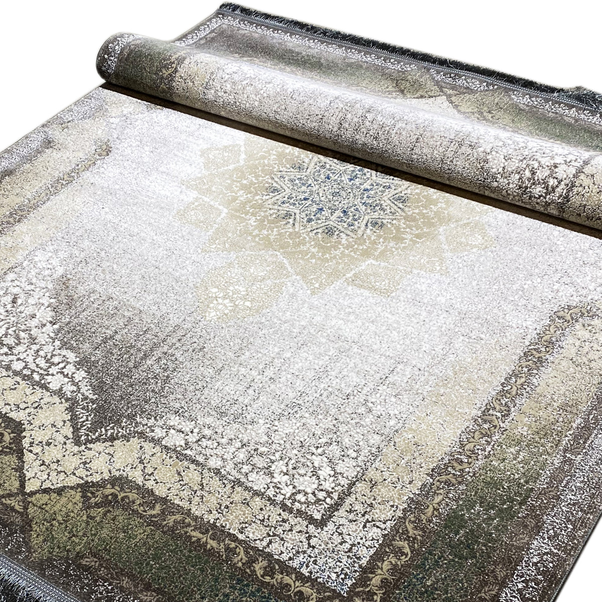 Rug detail with rolled edge: central star and border, smoky green-gold, 170x240 cm