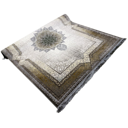 Rug 170x240 cm with an ornate pattern, light beige/gray and a dark border, with fringes