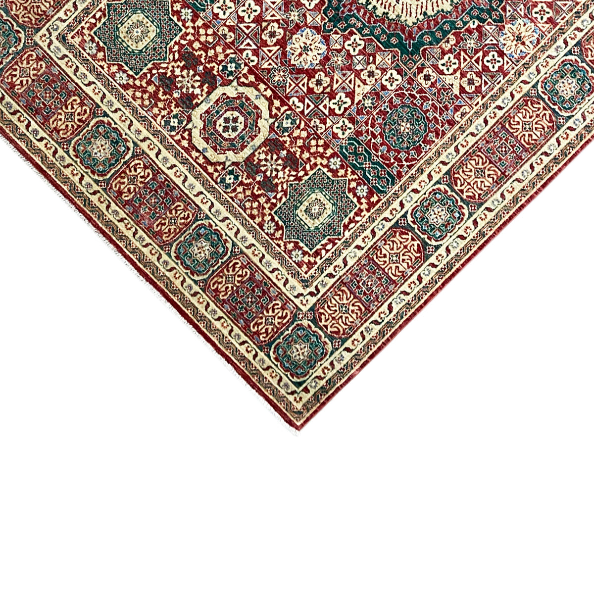 Close-up of a red Mamluk rug: corner area with ornamental edging and border