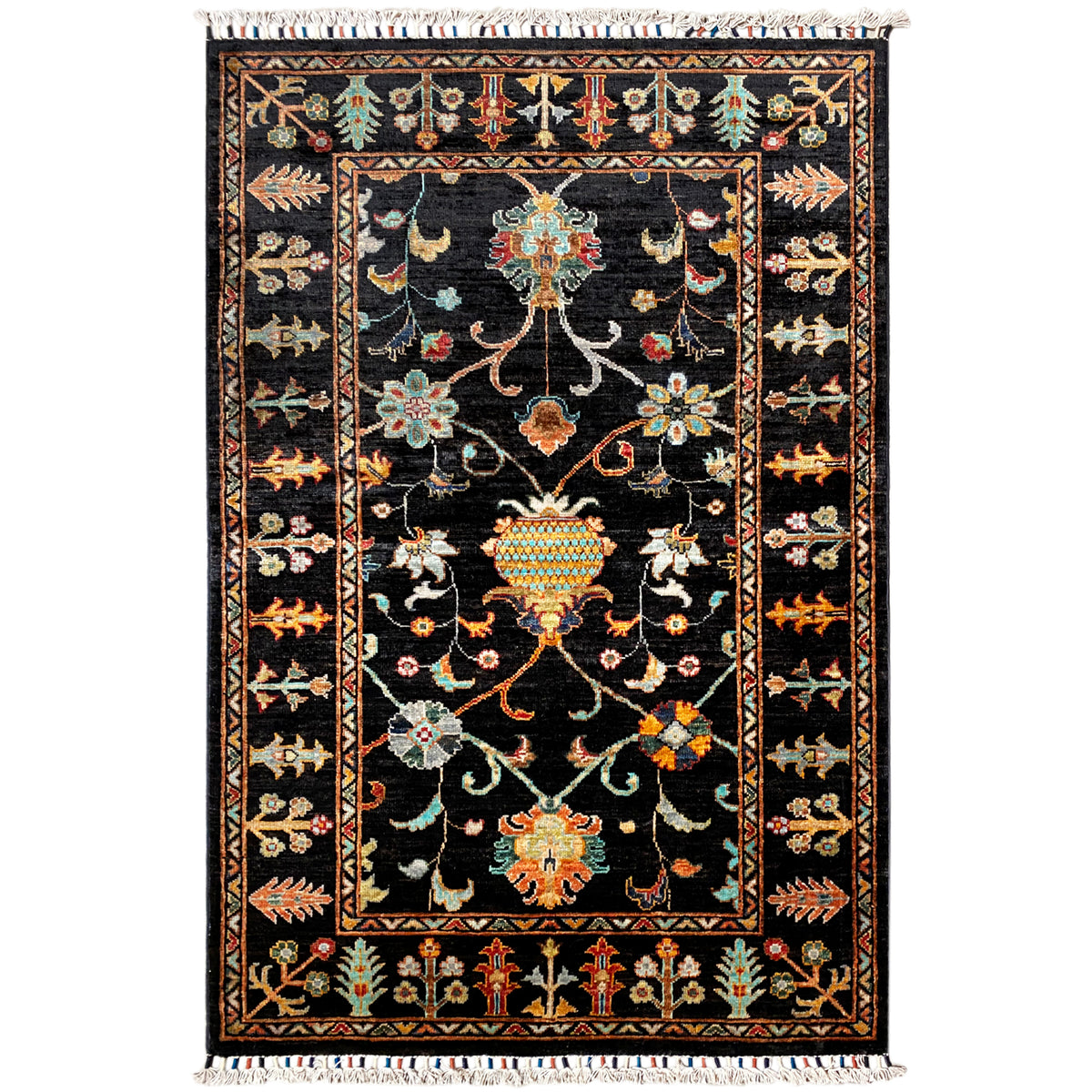 Khorjin rug 143x96 cm with a black background and colorful ornamental pattern, fringes
