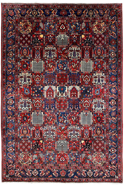Bakhtiari rug (319x219 cm) lying flat: symmetrical patchwork ornament in red and blue