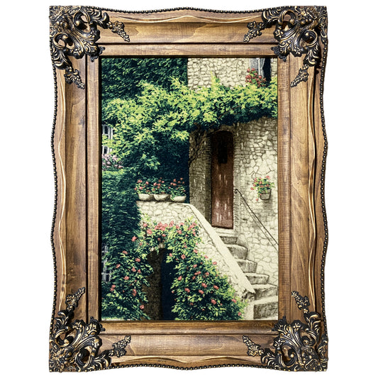 Rug with a motif in a gold-colored decorative frame, patterned decorative frame