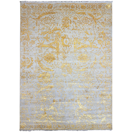Designer rug 316x245 cm with a gold-colored pattern on a light background, rectangular