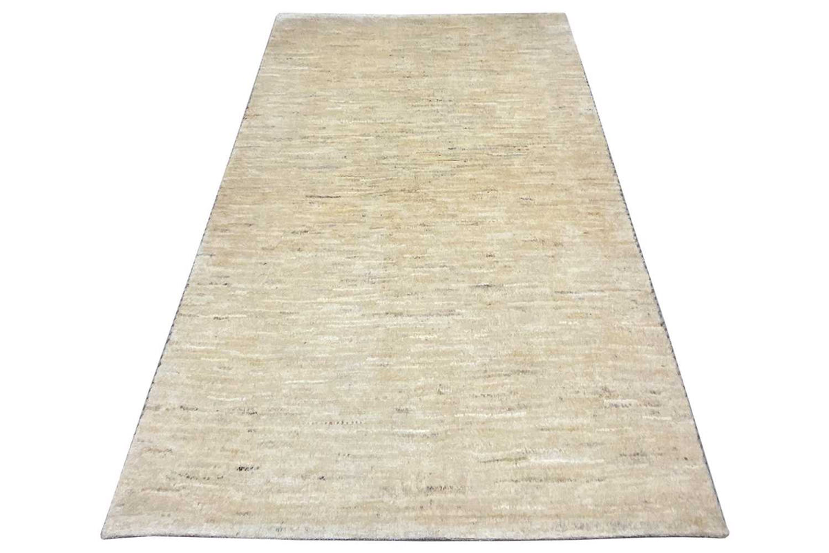 Gabbeh rug 150x101 cm, front view from an oblique angle, flat weave structure