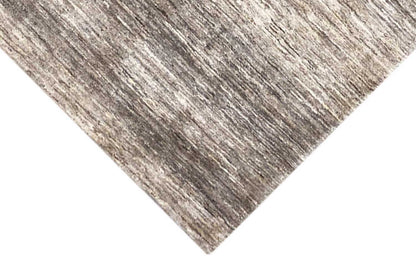 Gabbeh rug, diagonal view, beige-gray pattern with contrasting lines