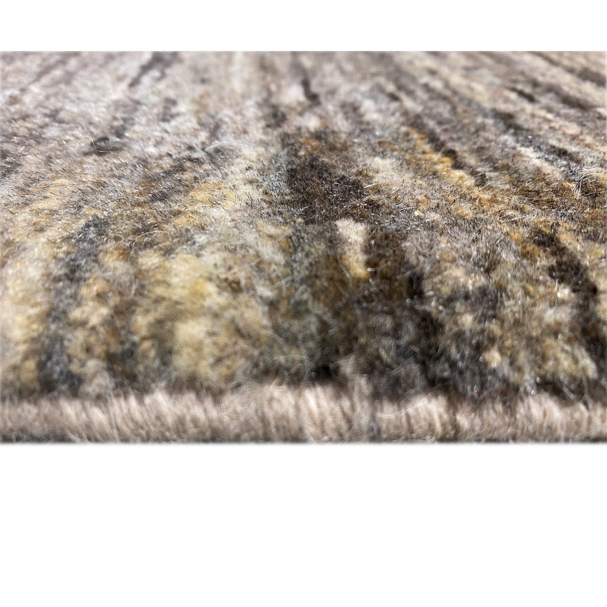 Gabbeh rug 243x169 cm, close-up of the pile with mottled gray-beige tones