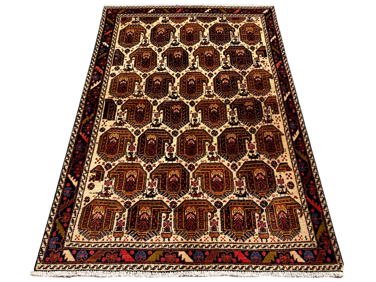 Shahre Babak carpet (154x105 cm), full-size carpet with medallions and a wide border
