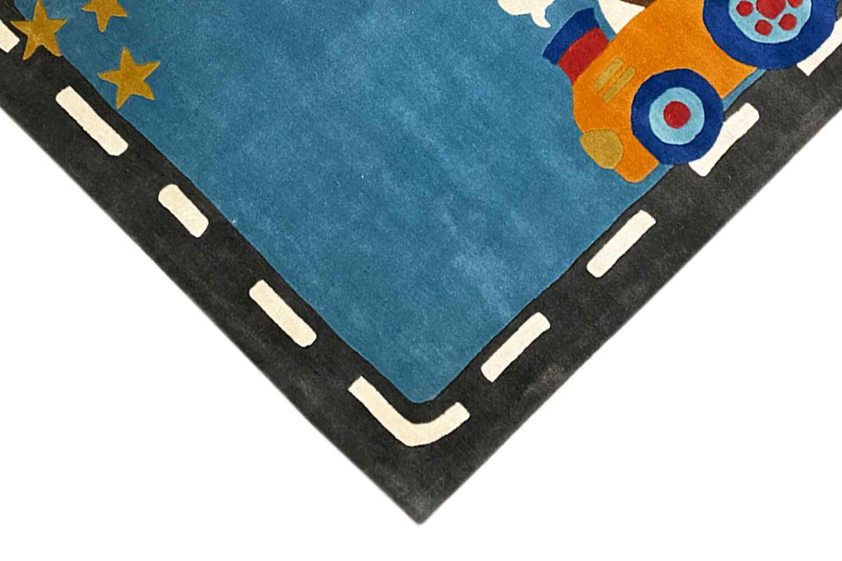 Hand-tufted rug 170x240 cm: corner with roadside, blue background, and astronaut