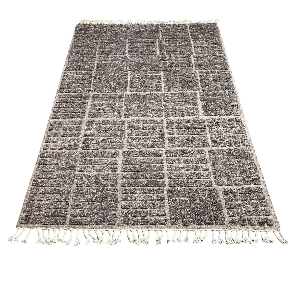 Berber rug from the front, diamond grid pattern, dark mélange, fringes