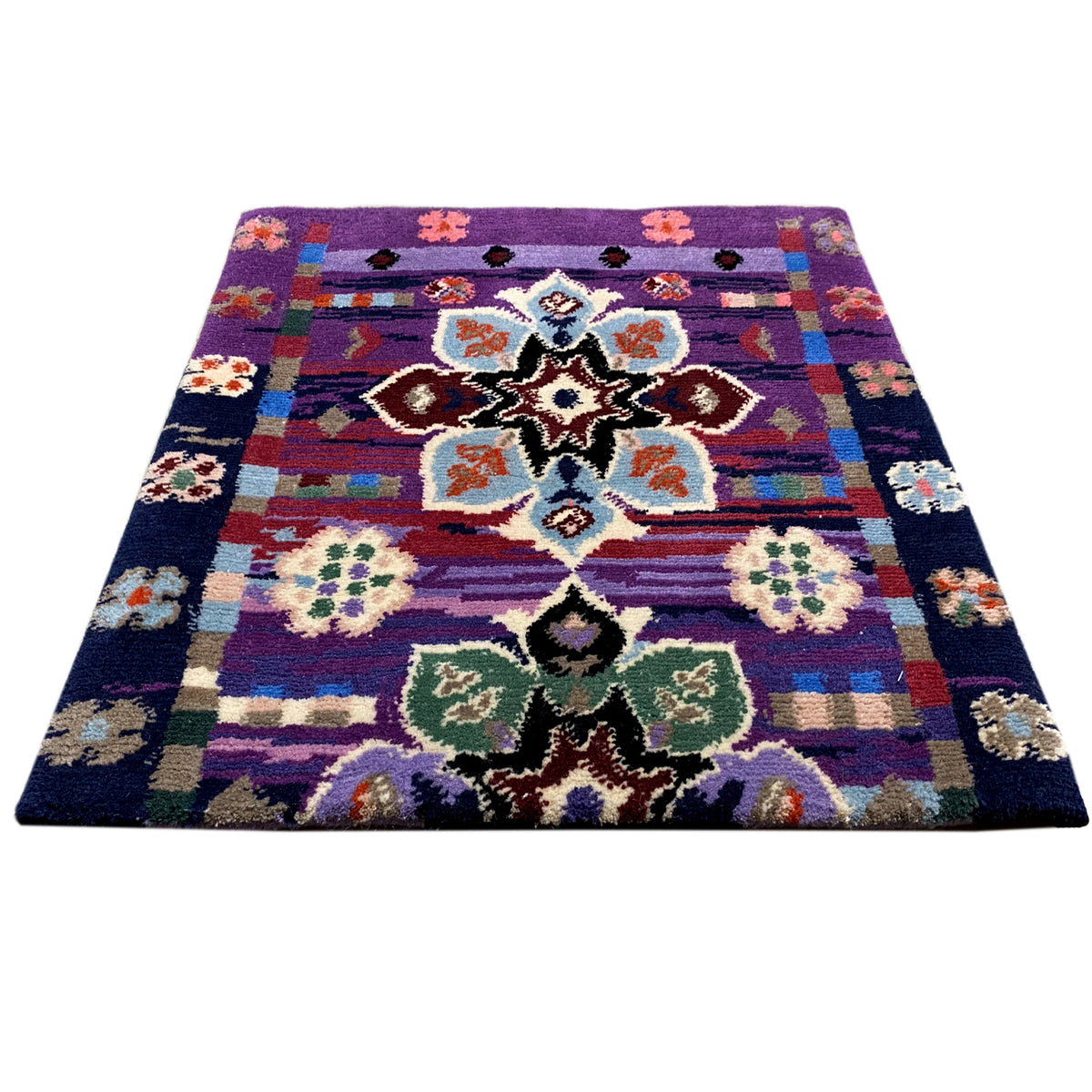 Rug 77x62 cm, purple, with a geometric border and floral pattern