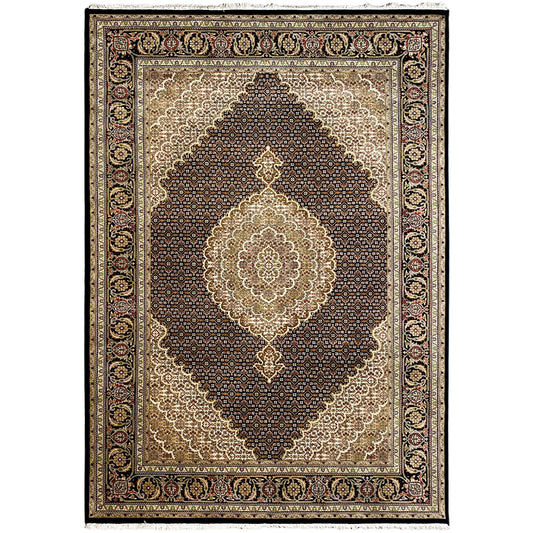 Rechteckiger Indo Tabriz Teppich mit dunklem Medaillon und hellen Ornamenten