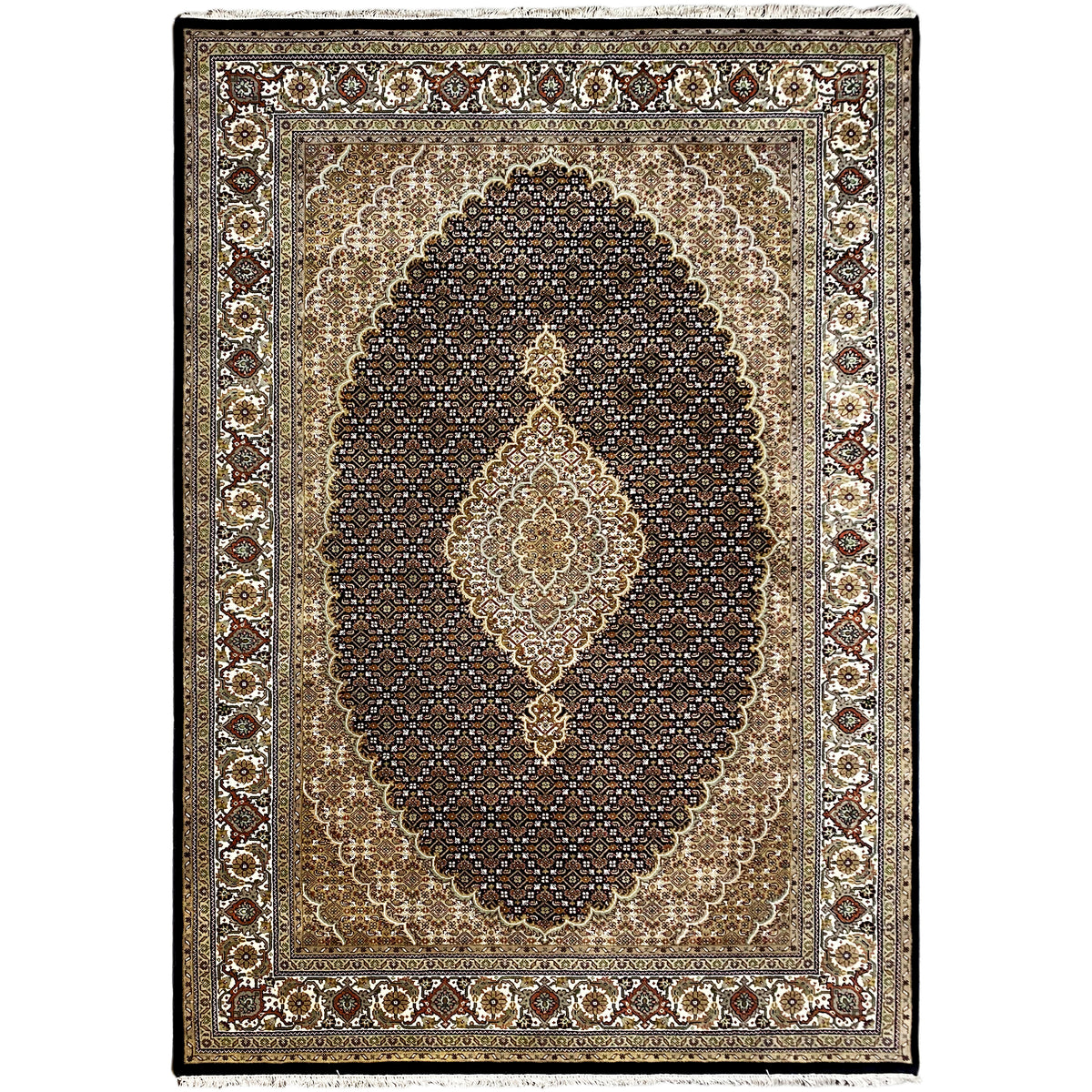 Teppich im Tabriz-Stil mit dunklem Mittelmedaillon und beigem Ornamenteinsatz