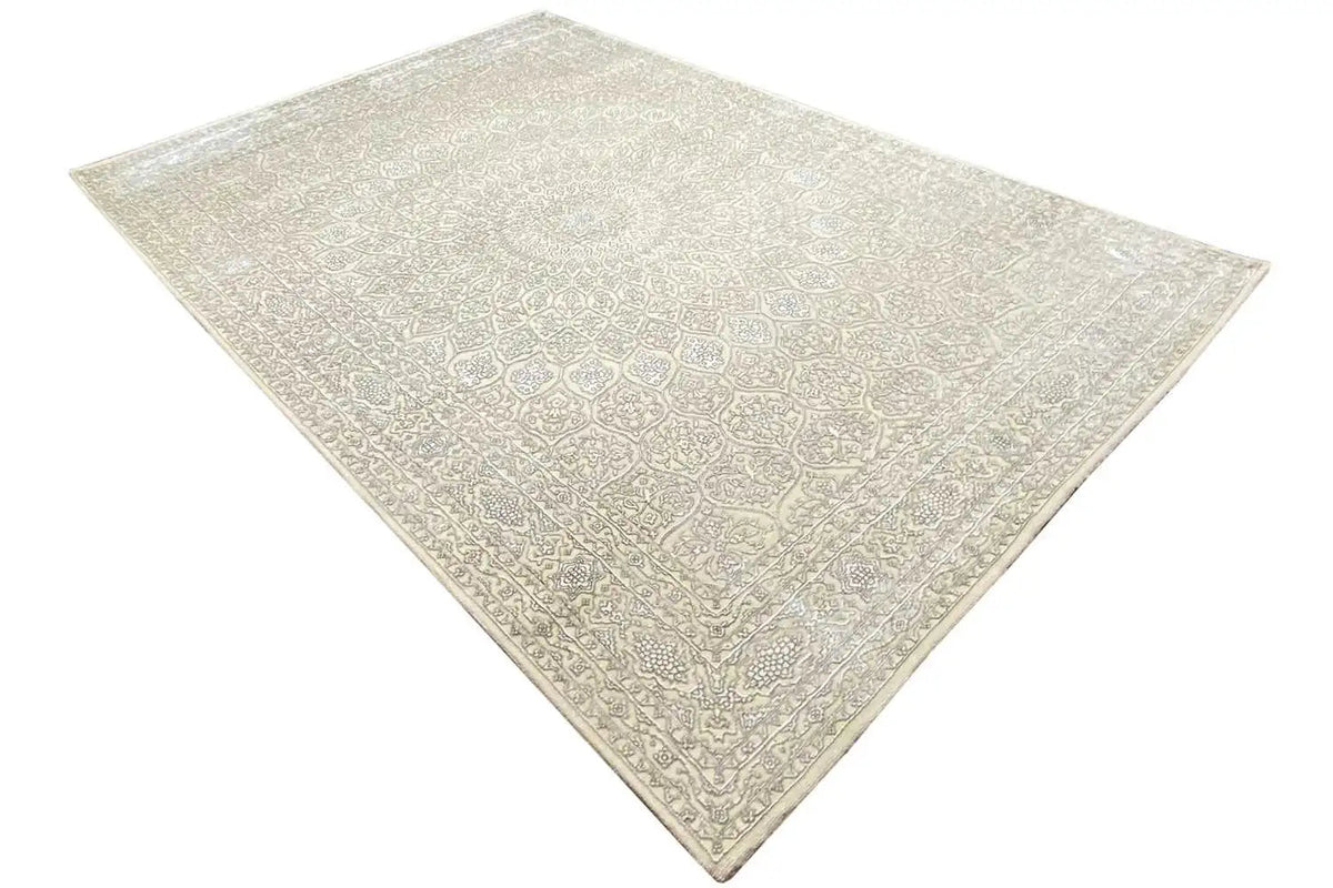 Rug in diamond view with a light beige ornamental pattern