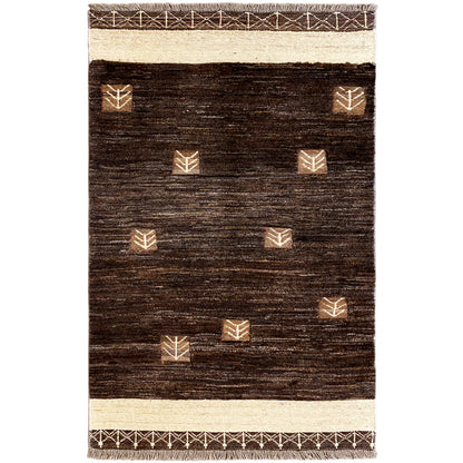 Kelim-Teppich Frontansicht: dunkles Braun mit beigen Rändern und stilisierten Motiven