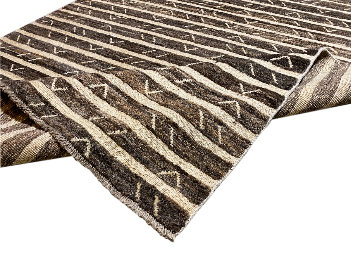 Kelim Gabbeh Teppich mit Bordüre und Fransen, dunkelbraun-beige Streifenmuster