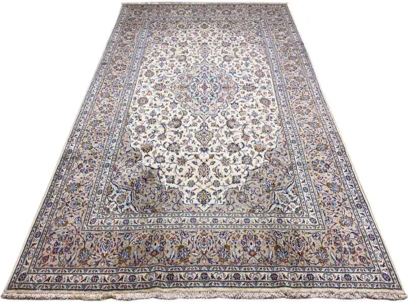 Beige Keshan rug with an ornamental pattern and borders, rectangular