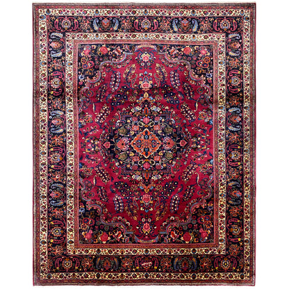 Khorasan-Teppich in Dunkelrot mit zentralem Medaillon, Rahmenbordüren und Ornamenten