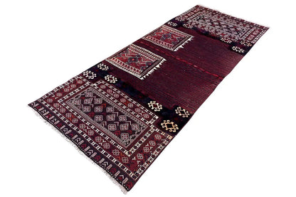 Kelim Bakhtiari rug: elongated pattern with diamonds and borders in burgundy, dark, and cream.