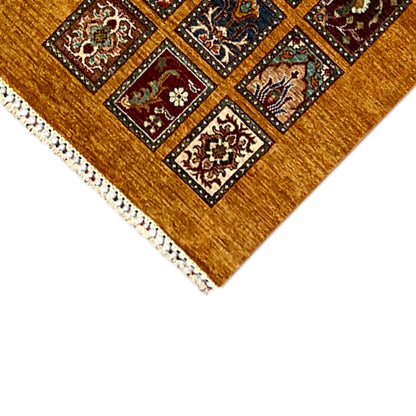 Runner corner with honey-brown background, tile ornaments, and white decorative edging