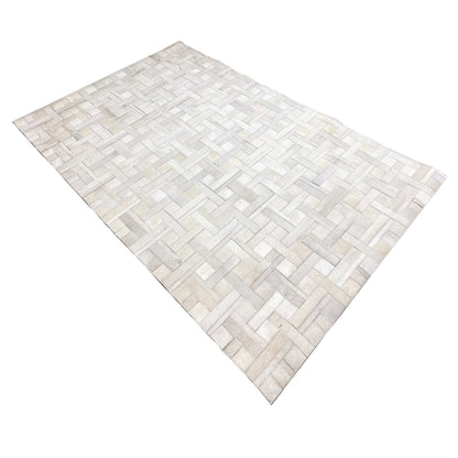 Rectangular leather rug made of light-colored fabric with a brick pattern, 250×155 cm