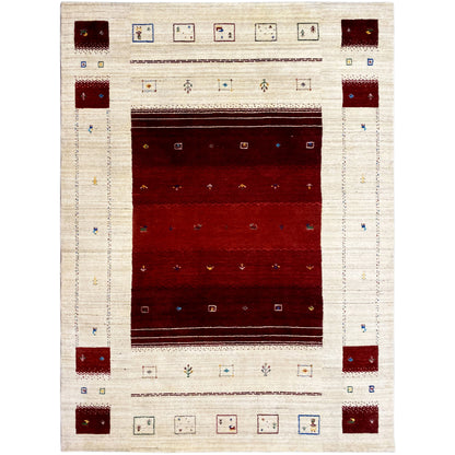 Loom Luri Teppich, cremefarbener Rahmen mit rotem Quadrat in der Mitte und Eckfeldern