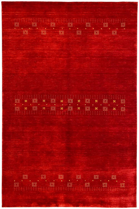 Red carpet with a subtle border featuring line and square patterns