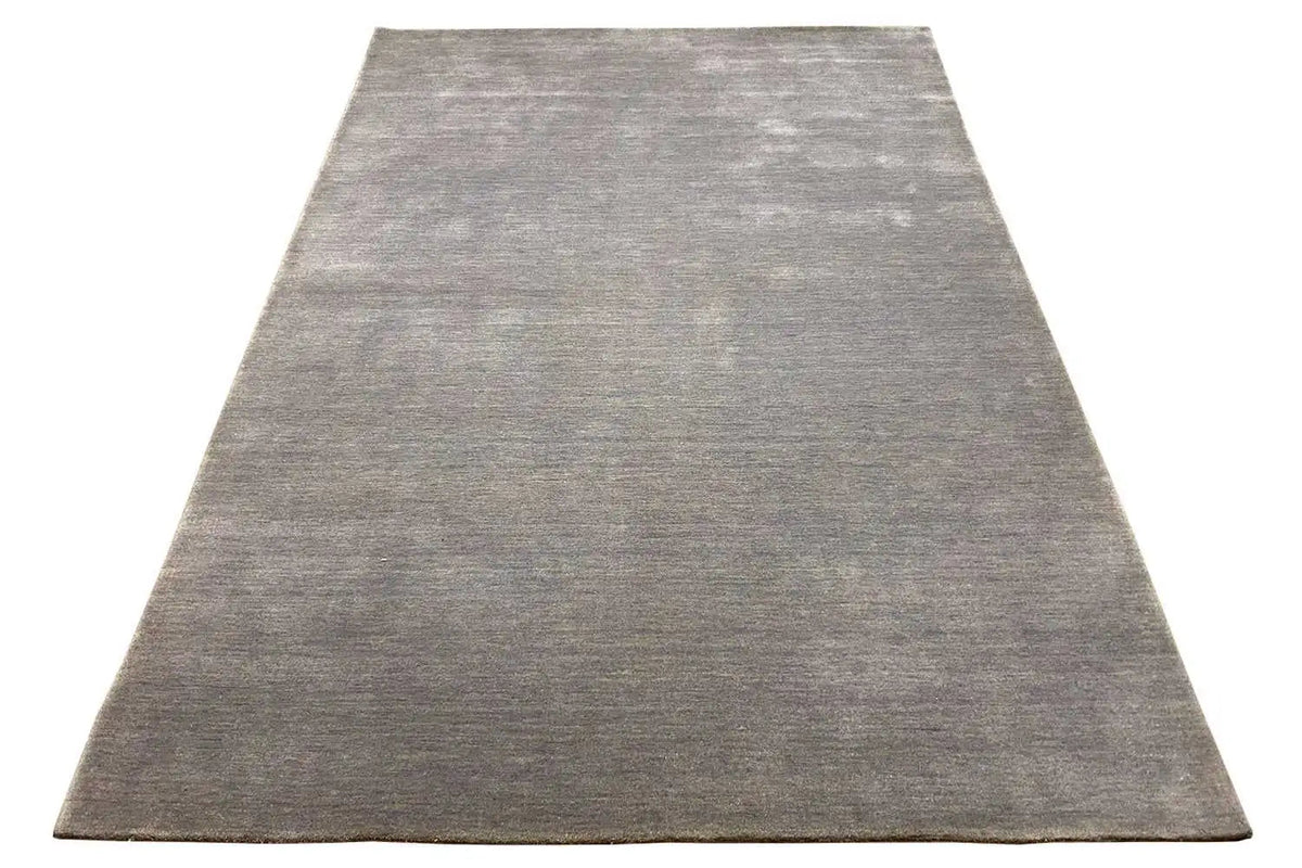 Gabbeh rug (240x170 cm), mottled gray, lying flat, slightly cropped view