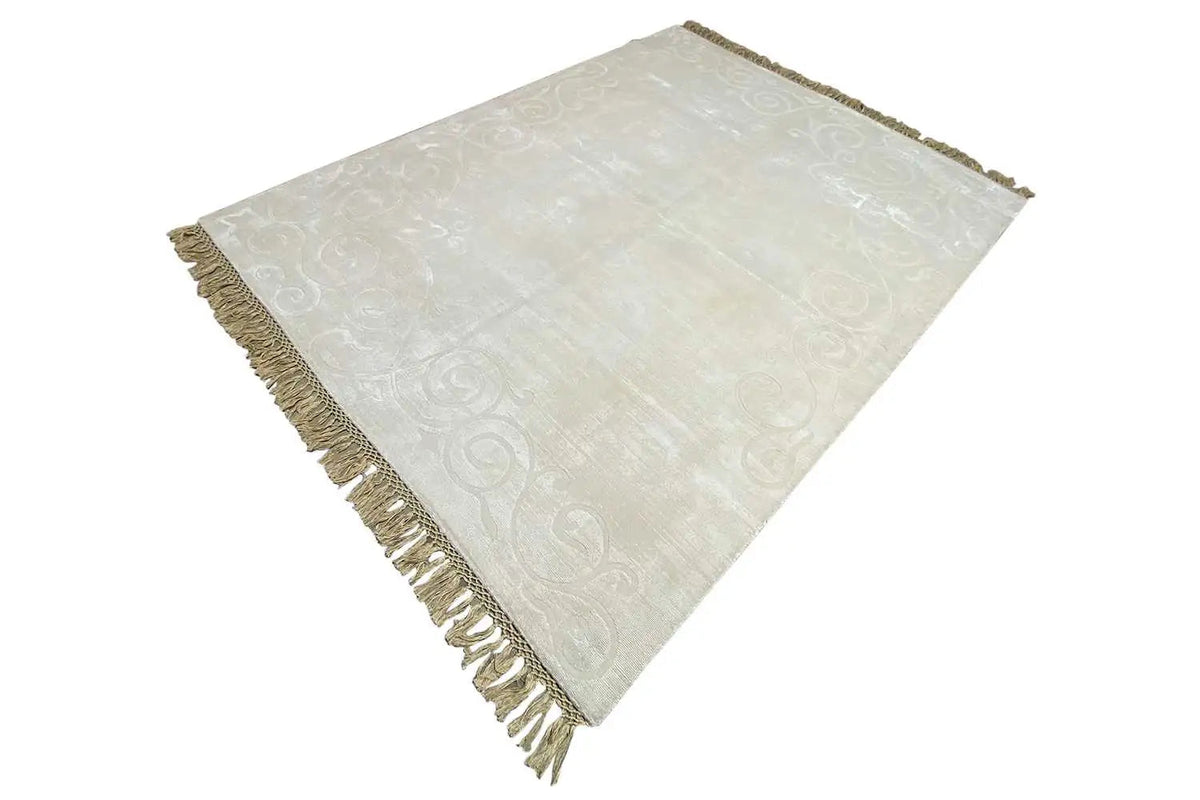 Gabbeh rug 224x170 cm, cream, close-up of a corner with fringes