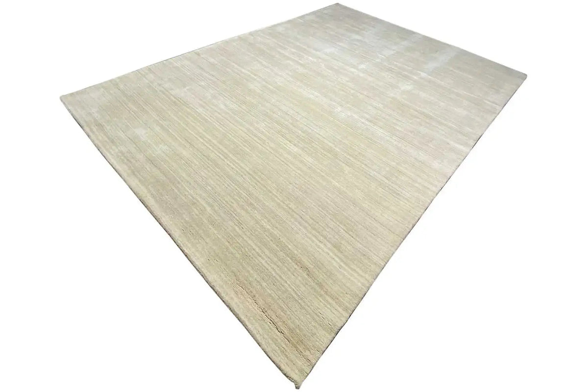 Beige Gabbeh rug with diamond pattern, uniform linear texture