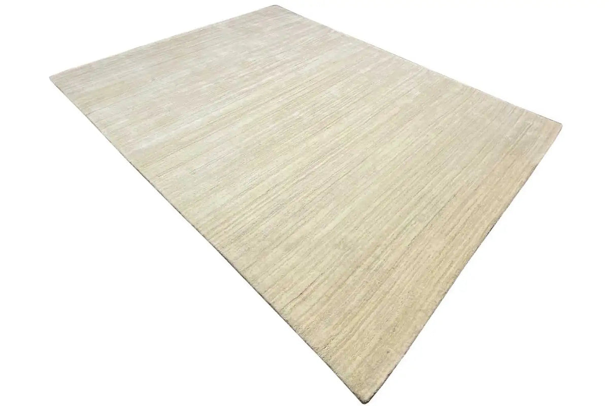 Light beige carpet, 201x253 cm, viewed from an oblique angle with fine lines