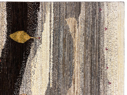 Close-up: Carpet surface with vertical areas in black-brown and cream