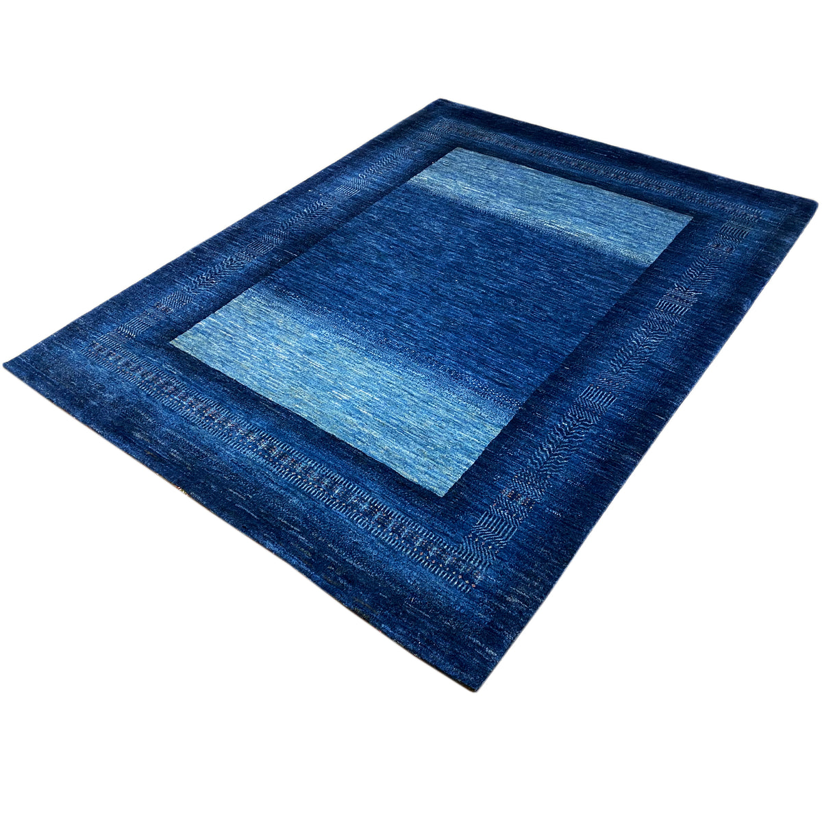 Rug 214x164 cm, blue pattern with a light blue central accent and an all-around border
