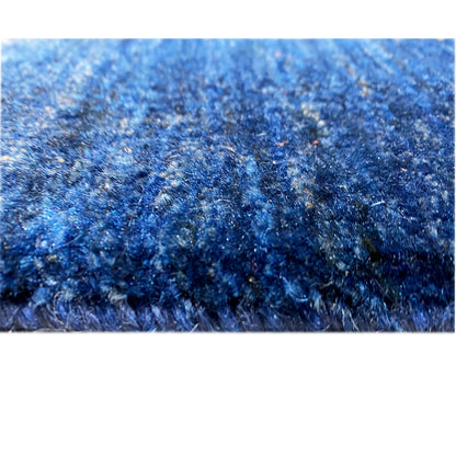 Carpet 214x164 cm, close-up of the pile surface in vibrant blue
