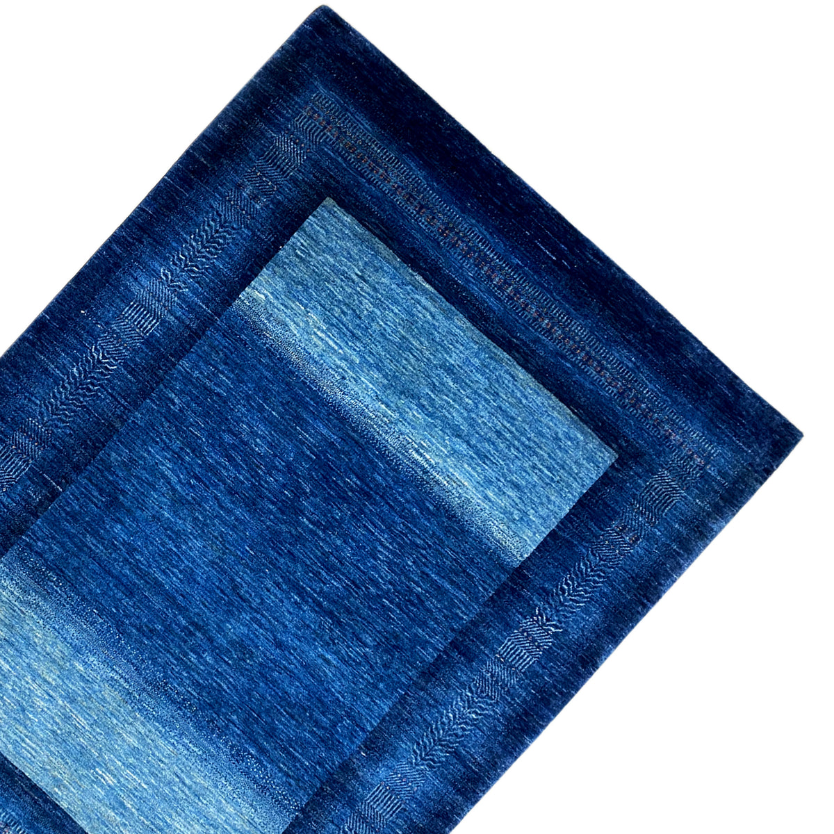 Rug 214x164 cm Detail: blue square with light blue center and border pattern