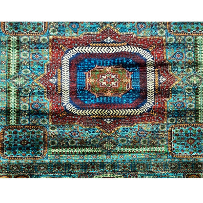 Mamluk rug, hand-knotted, close-up with central medallion and ornamental border