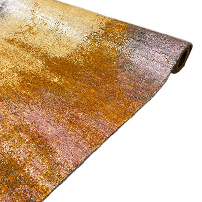 Modern rug 312x209 cm: vintage pattern, yellow-orange with a pink-violet shimmer, corner