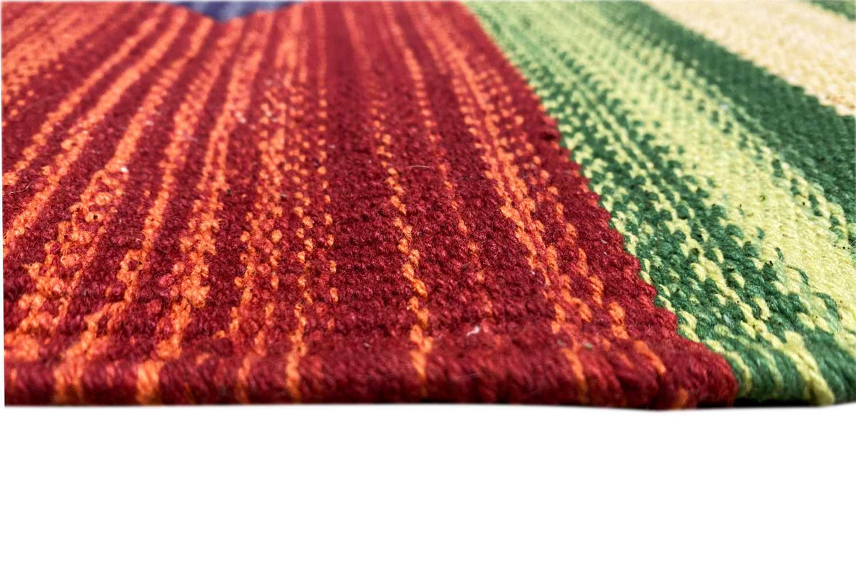 Kilim rug with curved stripes in red and green