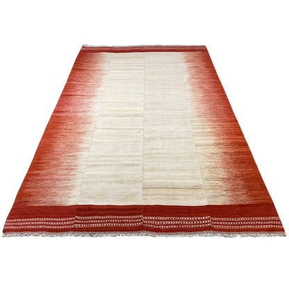 Kelim, bottom edge in view: trapezoidal arrangement, cream-white grid, reddish-brown frame
