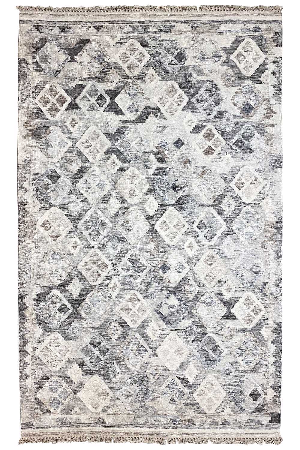 Modern kilim rug with a geometric square pattern, light gray/cream-colored, with fringes