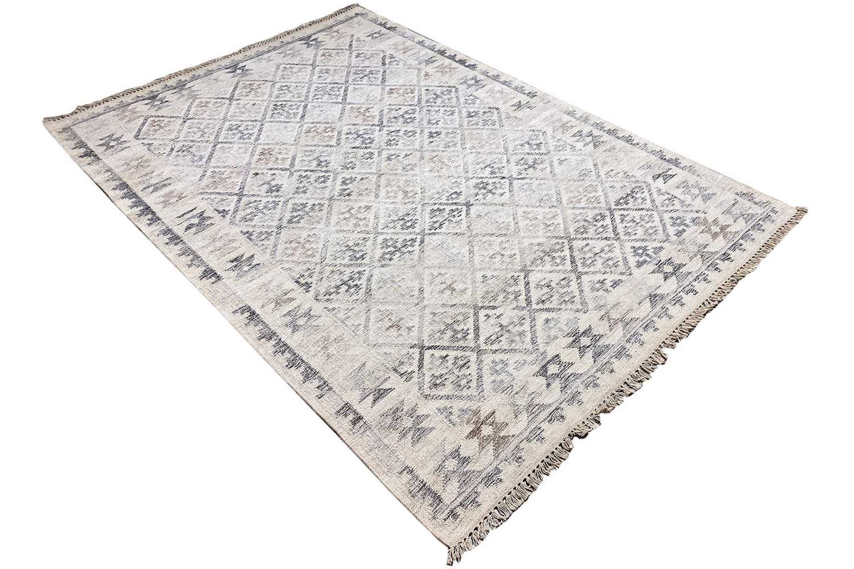 Kelim rug in diagonal view, light beige with geometric blue-gray ornaments