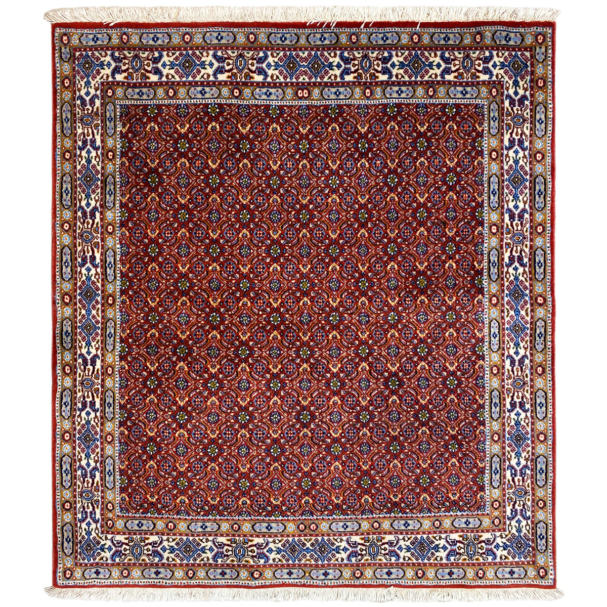 Oriental rug 132x122 cm with a red medallion pattern and multicolored border